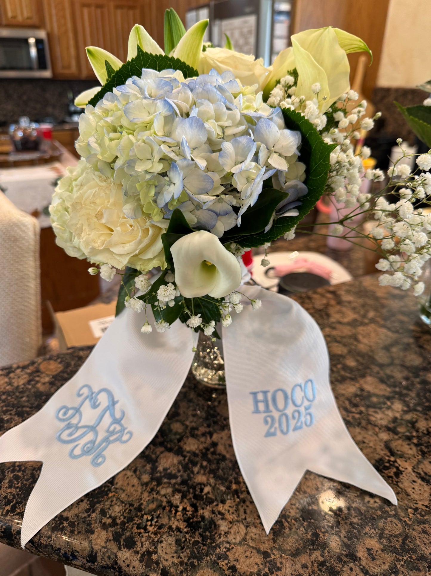 HOCO Monogram Bouquet Ribbon
